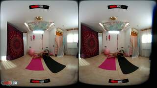 3D-VR-Pornovideo von Yasmin Daferro beim Ficken mit ihrem Freund Bryan